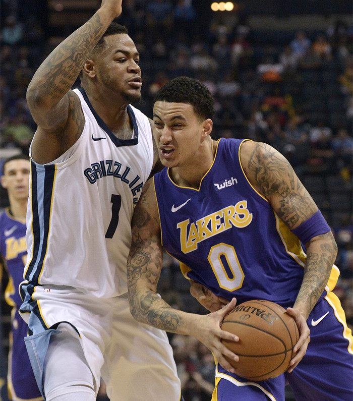 轮比赛中出 轮比赛中出