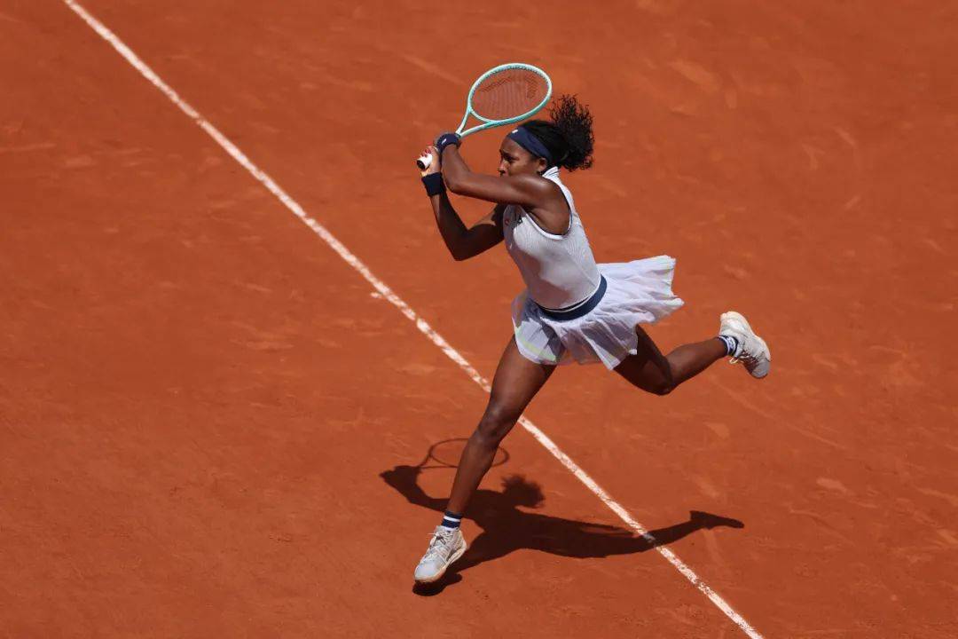 更展示了球 更展示了球